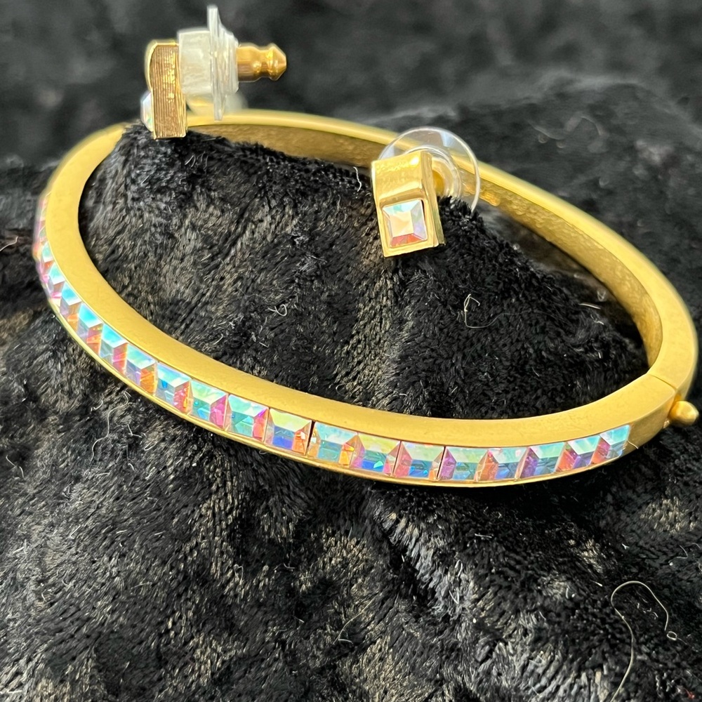 Matching Gold Bangle with Earrings
